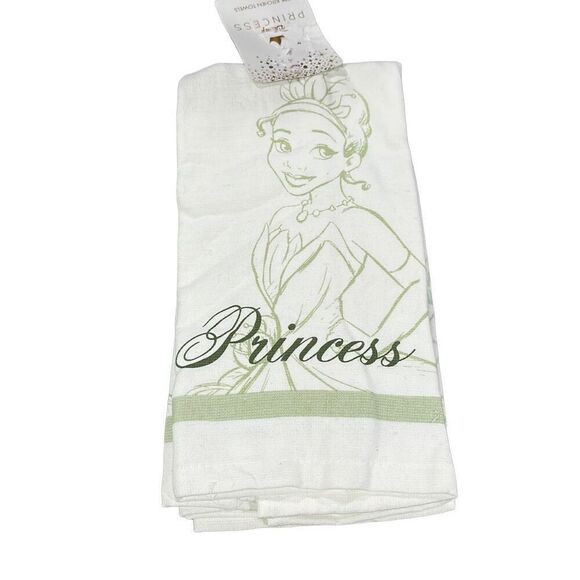 NWT Disney set of 2 Princess kitchen towels - Picture 2 of 3